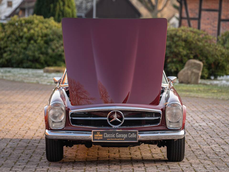 Image 7/70 de Mercedes-Benz 230 SL (1966)