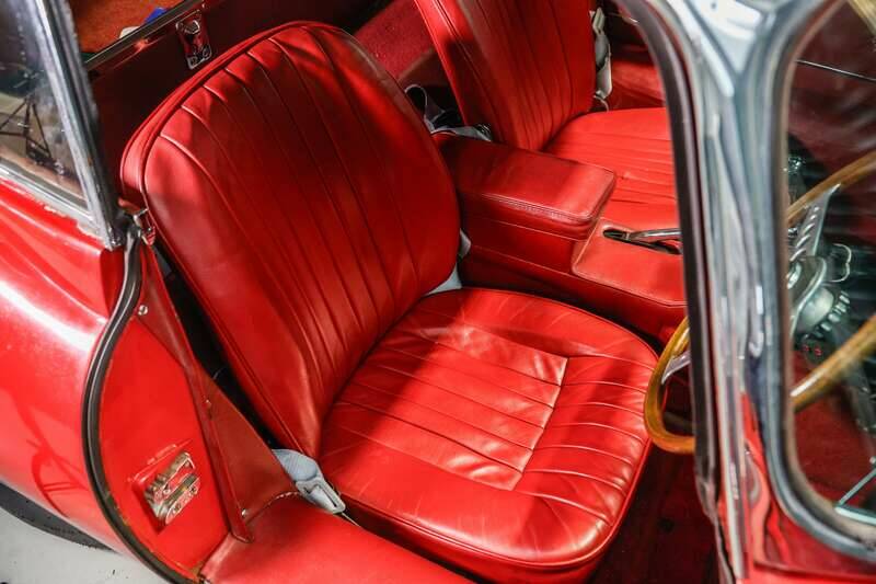 Bild 14/20 von Jaguar E-Type 4.2 (1967)