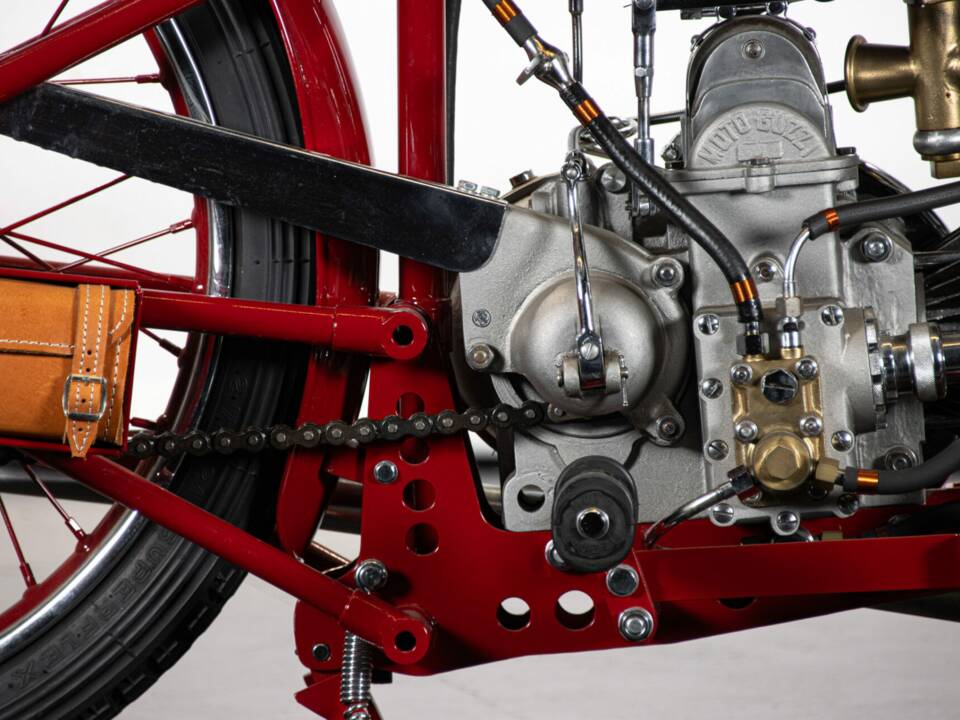 Immagine 40/50 di Moto Guzzi 250 SS (1930)