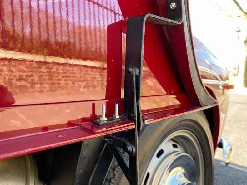 Image 43/50 of Bristol 410 (1967)