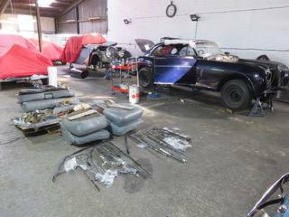 Bild 30/50 von Bentley S 1 Continental (1955)