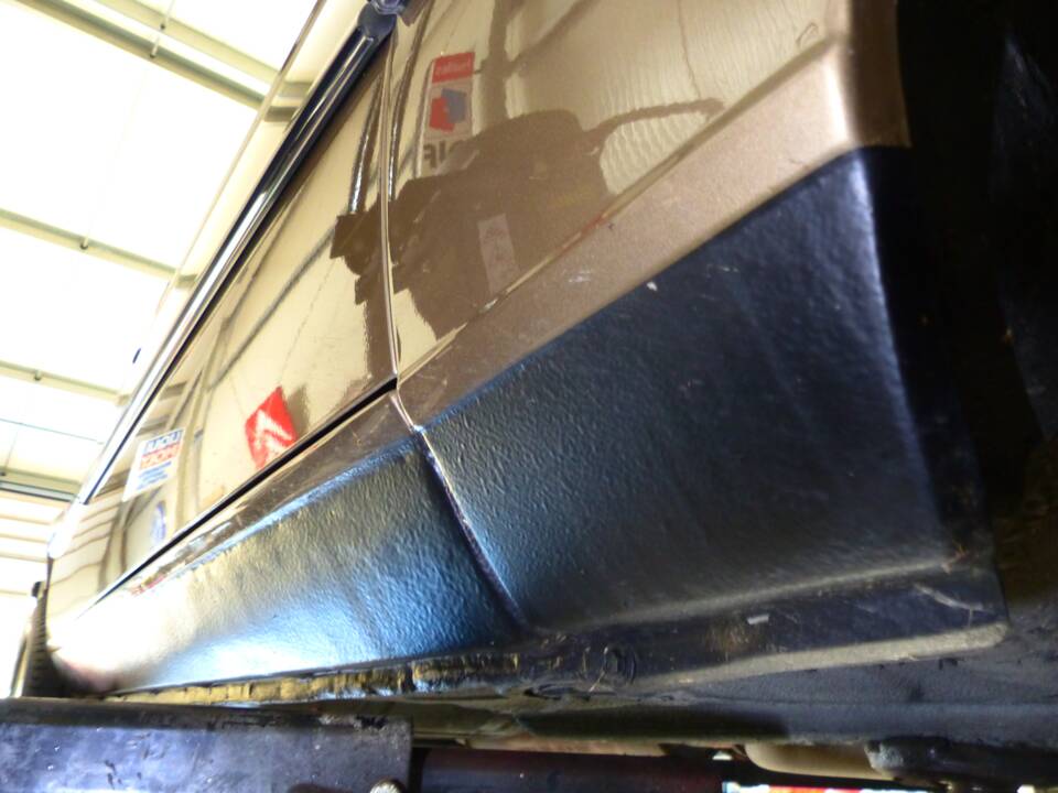 Image 59/76 of BMW 323i (1982)