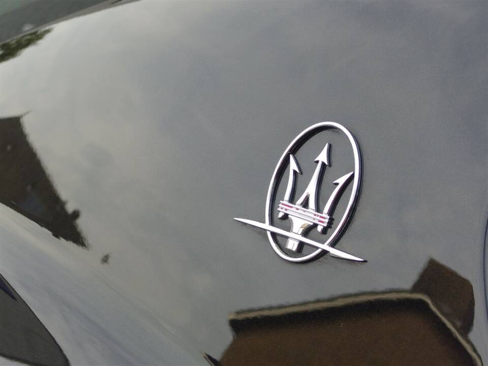 Afbeelding 34/100 van Maserati GranTurismo S (2010)