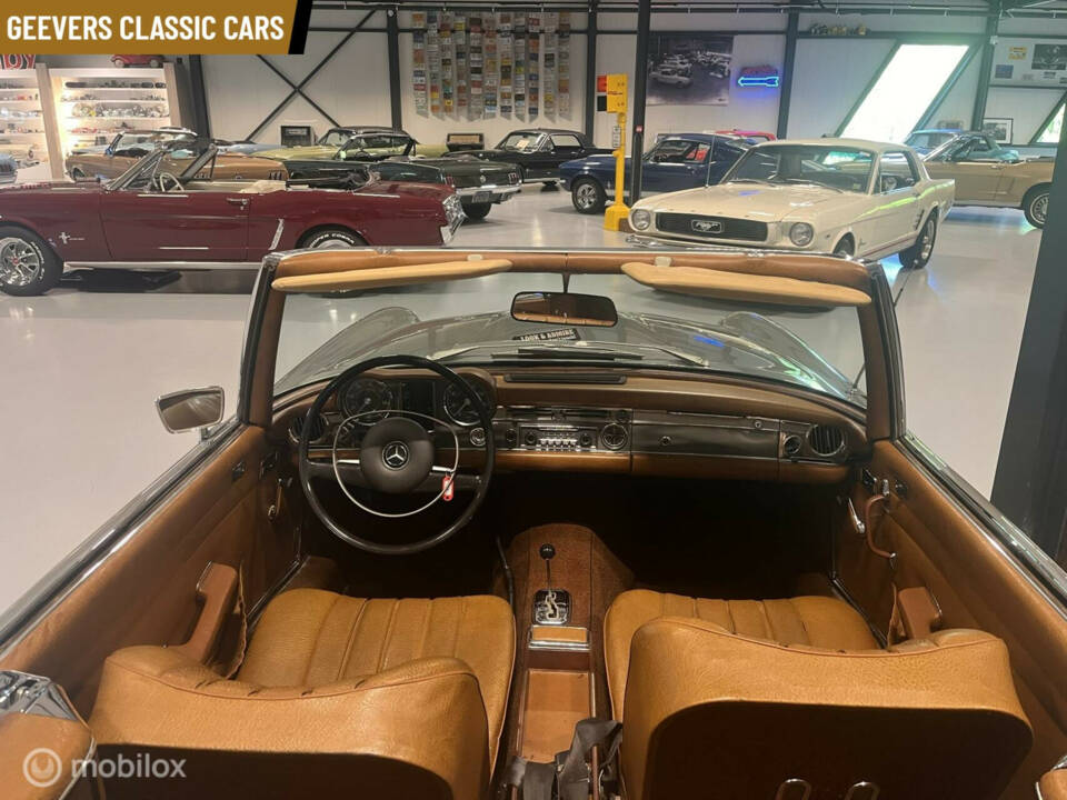 Immagine 31/33 di Mercedes-Benz 280 SL (1968)