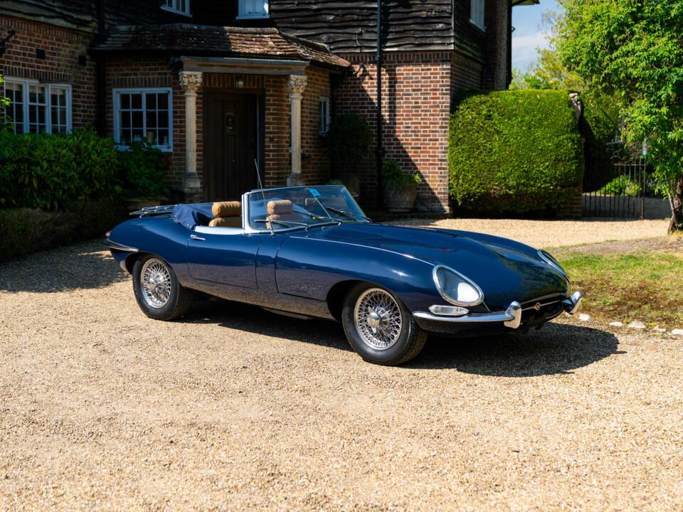Bild 21/50 von Jaguar XK-E (1967)