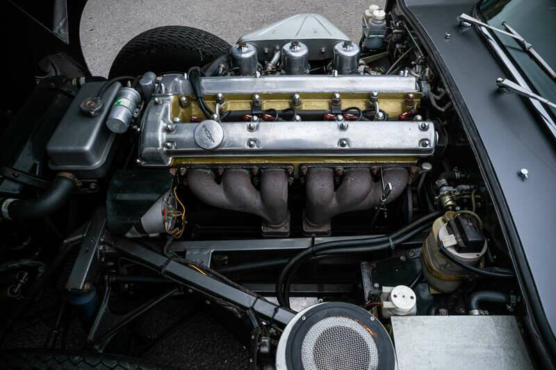 Bild 24/39 von Jaguar E-Type 4.2 (1966)