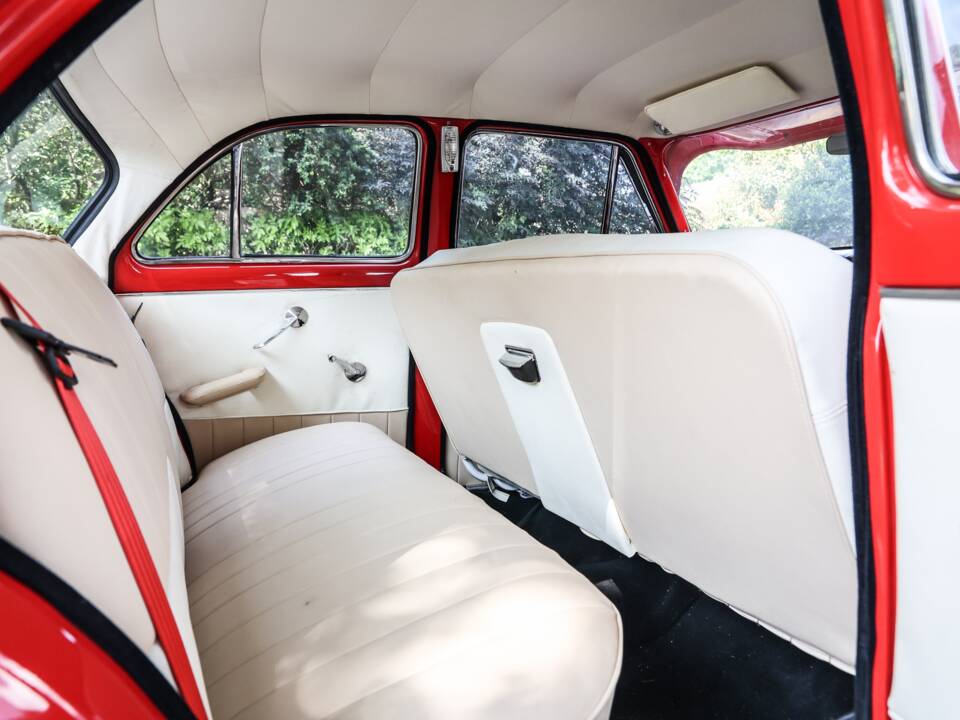 Bild 26/33 von Ford Consul 375 (1961)
