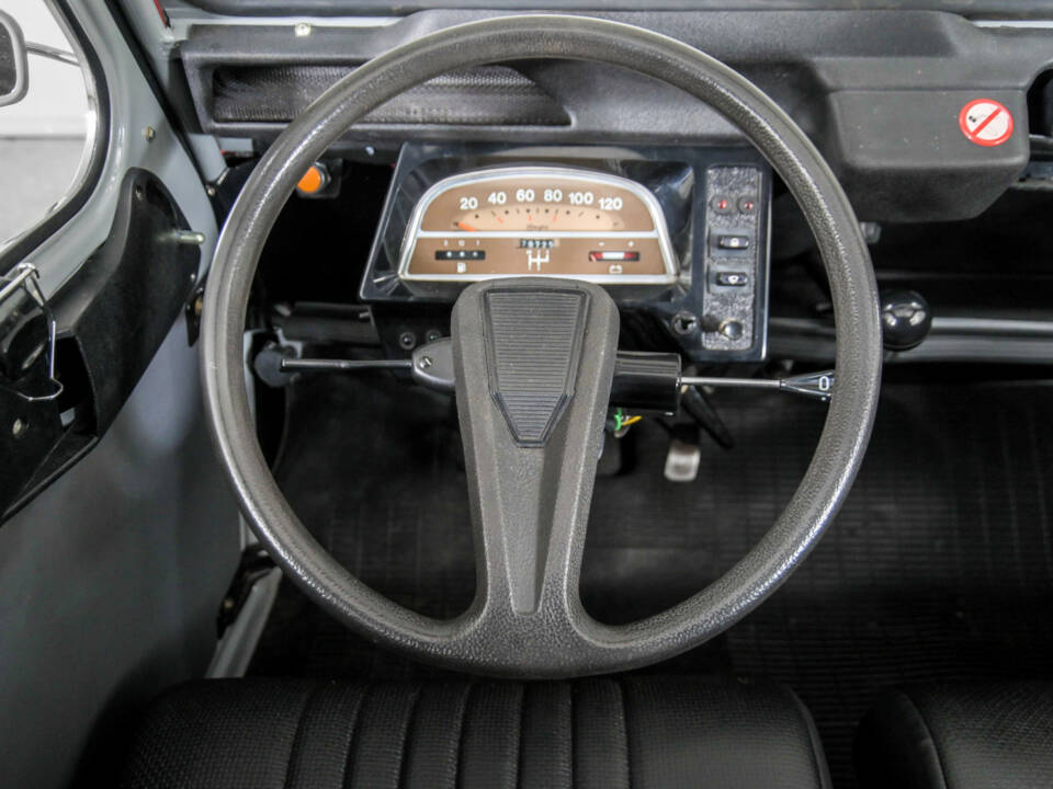 Immagine 8/50 di Citroën 2 CV 6 Club (1987)