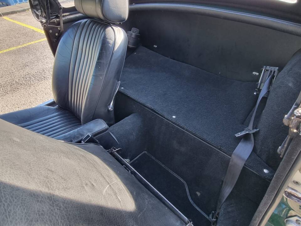 Bild 12/17 von MG MGB (1973)