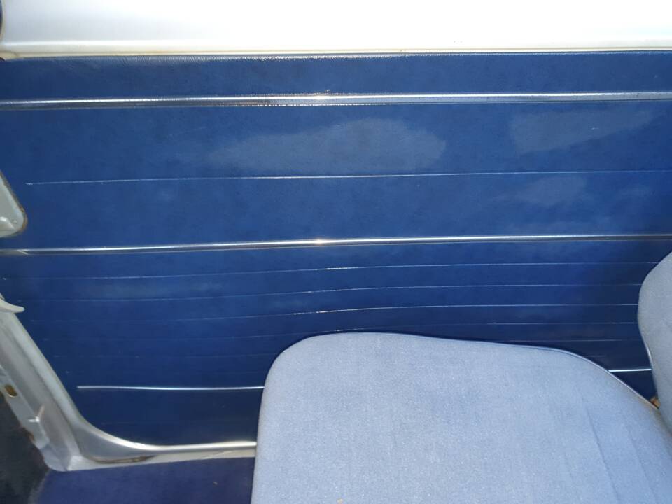 Afbeelding 36/46 van Volkswagen T2b Kombi (1979)