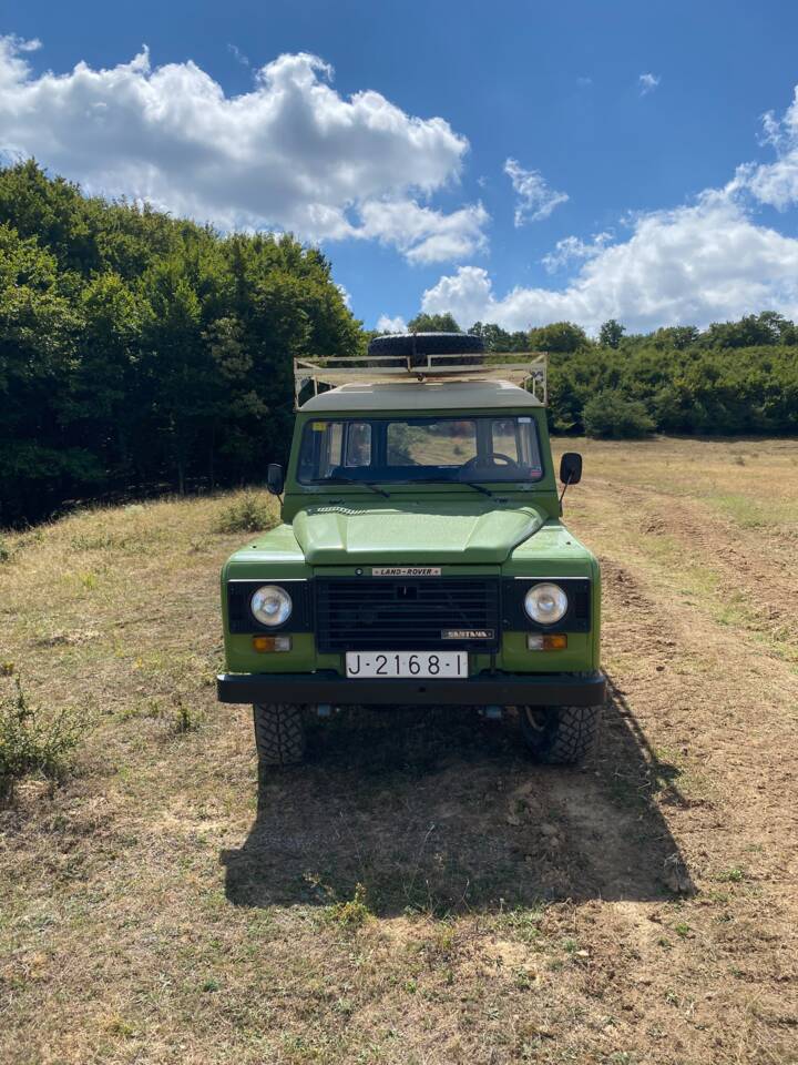 Image 2/36 of Land Rover 88 Lightweight (1985)