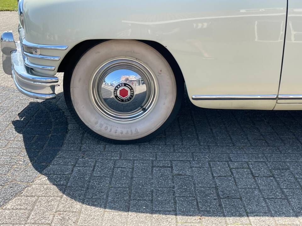Image 9/46 of Packard Deluxe Eight Club Sedan (1949)
