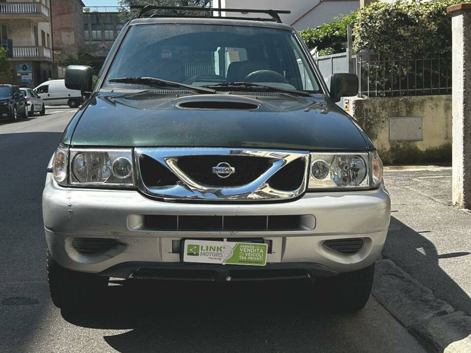 Image 2/10 de Nissan Terrano II 2.7 TD (1999)