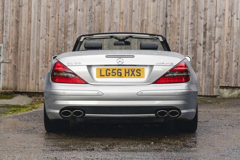 Image 17/50 de Mercedes-Benz SL 55 AMG (2006)