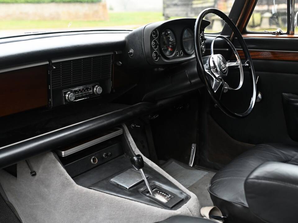 Bild 4/26 von Rover 3,5 Liter (1969)