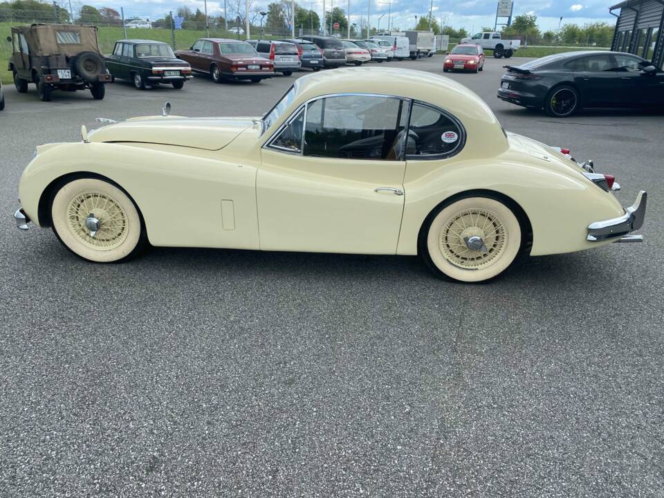 Bild 5/8 von Jaguar XK 140 FHC (1956)