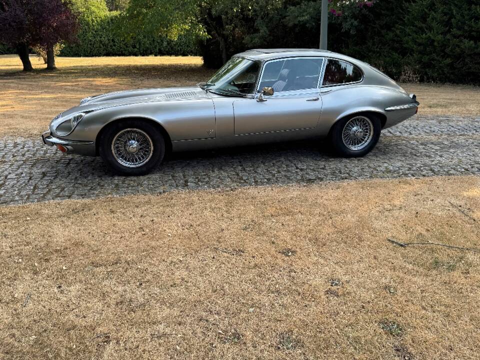 Afbeelding 9/30 van Jaguar E-Type V12 (2+2) (1974)