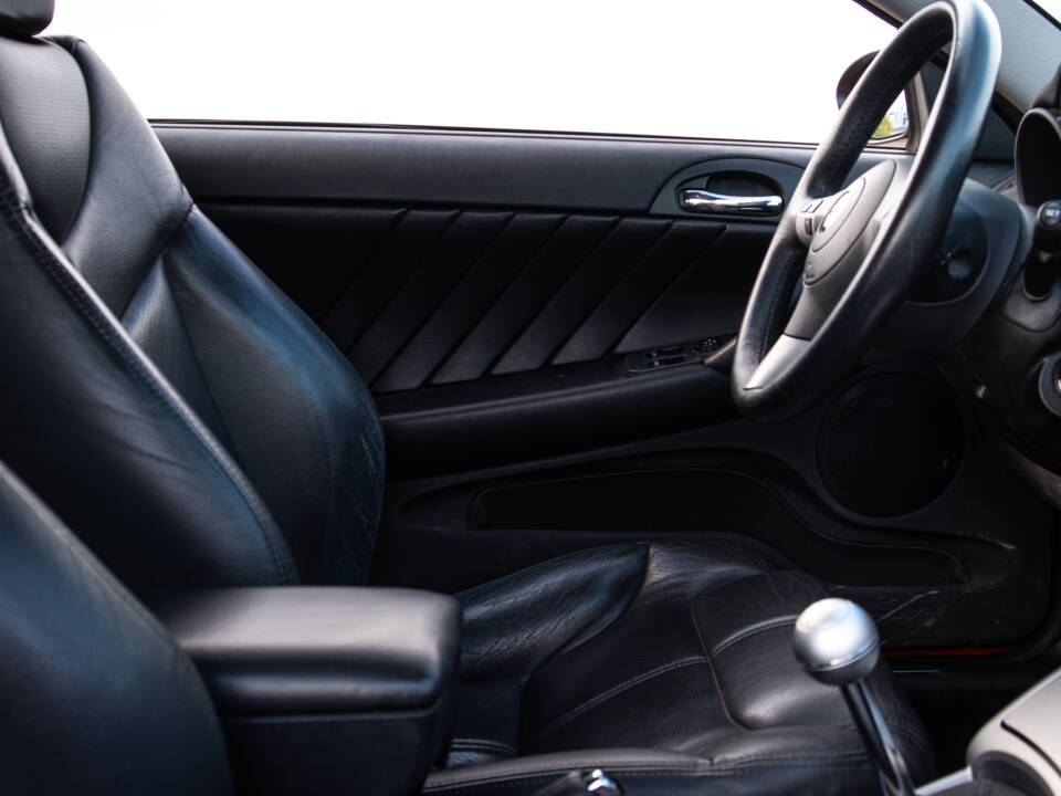 Afbeelding 26/40 van Alfa Romeo GT 2.0 JTS (2004)