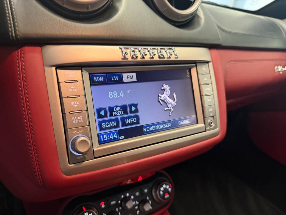 Afbeelding 14/20 van Ferrari California (2010)