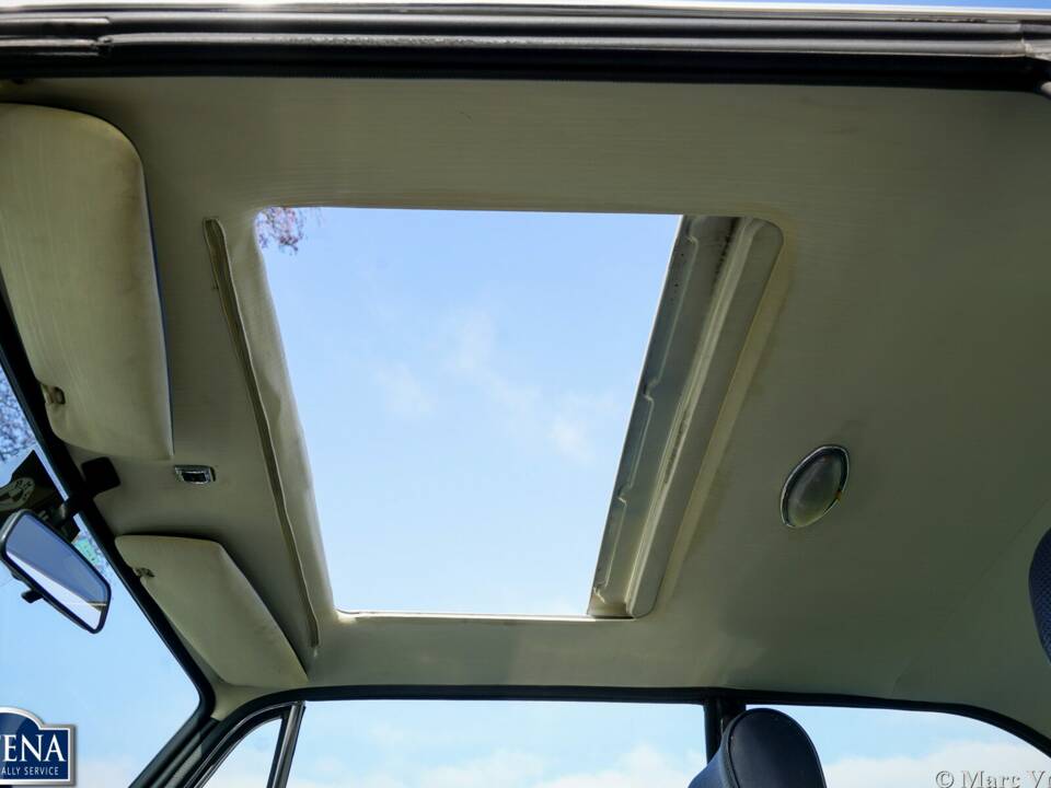 Bild 26/35 von BMW 2002 tii (1973)