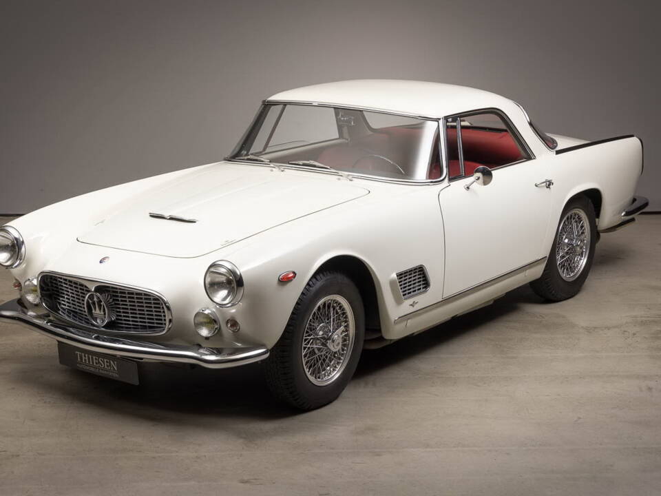 Image 1/39 of Maserati 3500 GT Touring (1961)