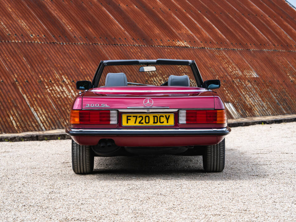 Immagine 9/36 di Mercedes-Benz 300 SL (1989)