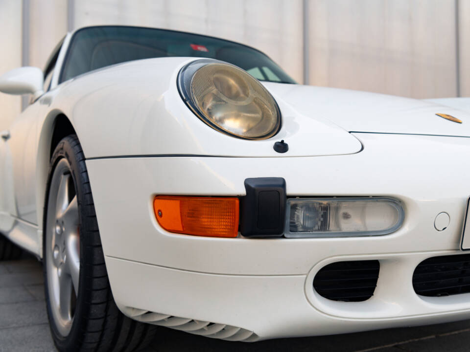 Bild 37/50 von Porsche 911 Carrera 4S (1996)