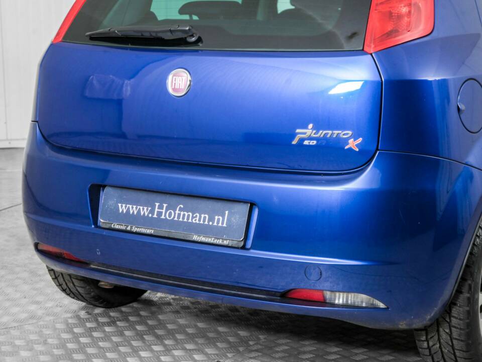 Bild 27/50 von FIAT Grande Punto 1.4 (2009)