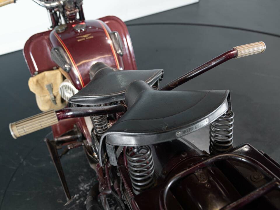 Bild 28/46 von Moto Guzzi DUMMY (1972)