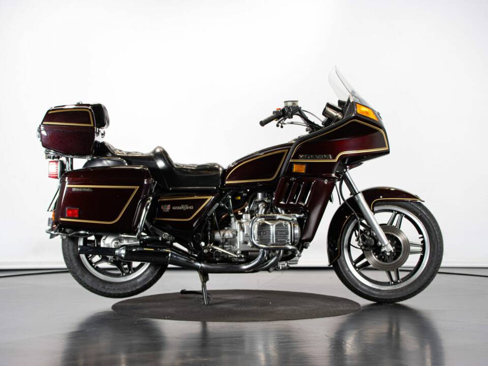 Immagine 5/50 di Honda GL 1100 Gold Wing (1981)