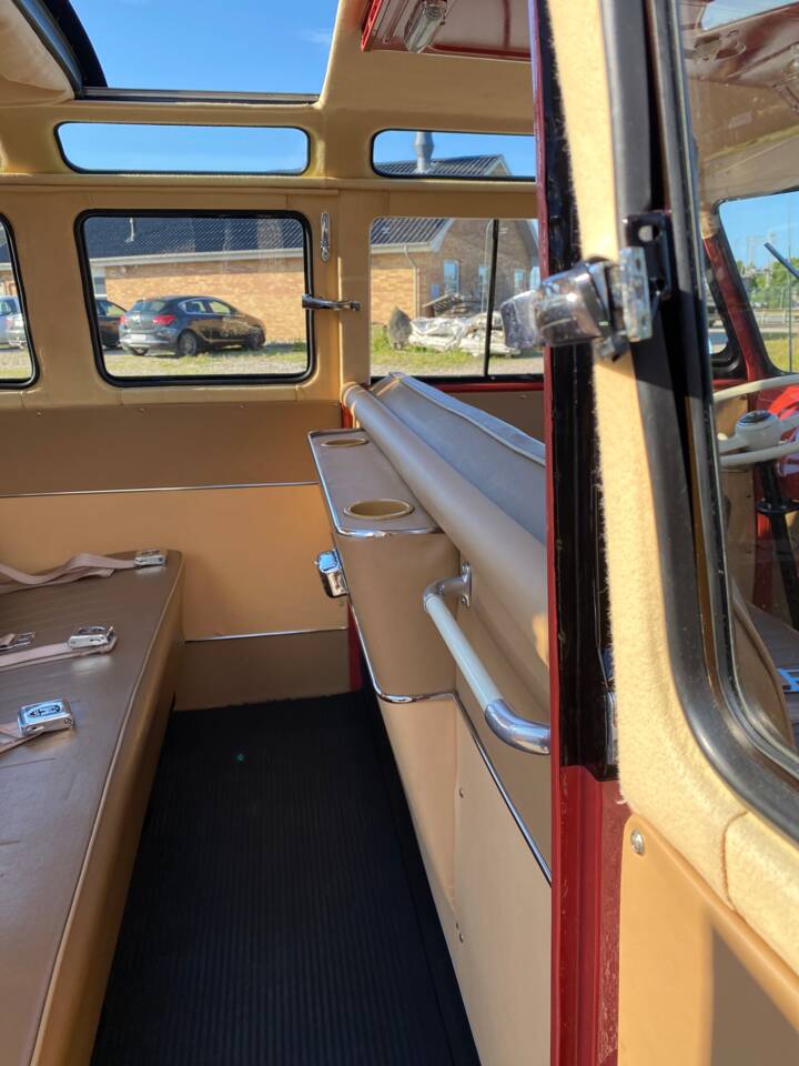 Immagine 49/61 di Volkswagen T1 Samba 1.2 (1958)