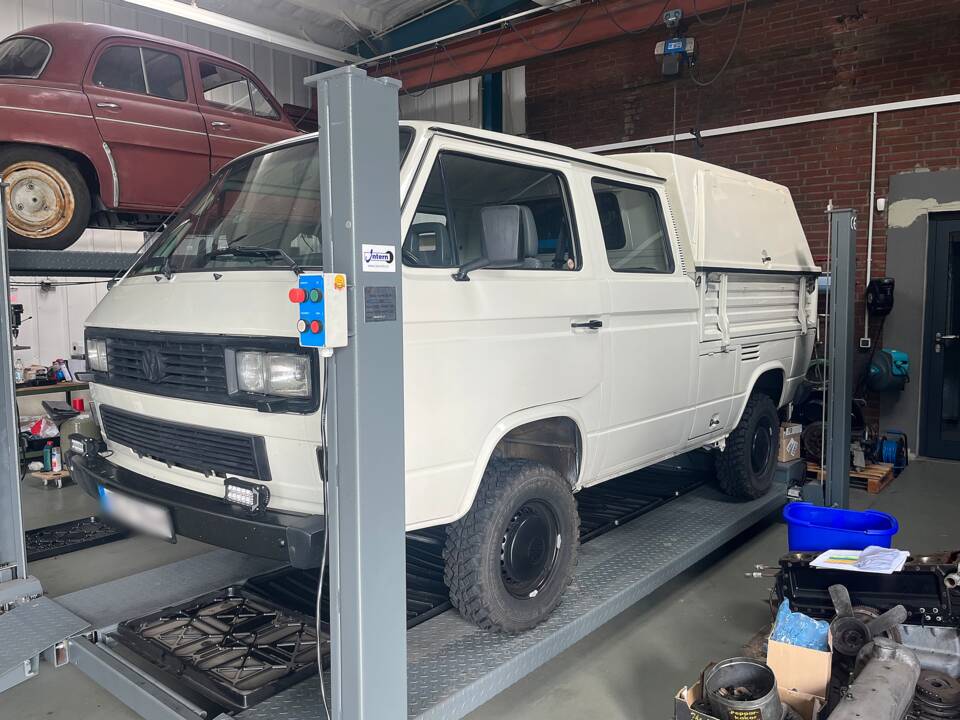 Bild 1/27 von Volkswagen T4 Kastenwagen 2.5 Syncro (1991)