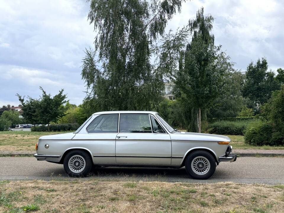 Image 4/22 of BMW 2002 (1975)