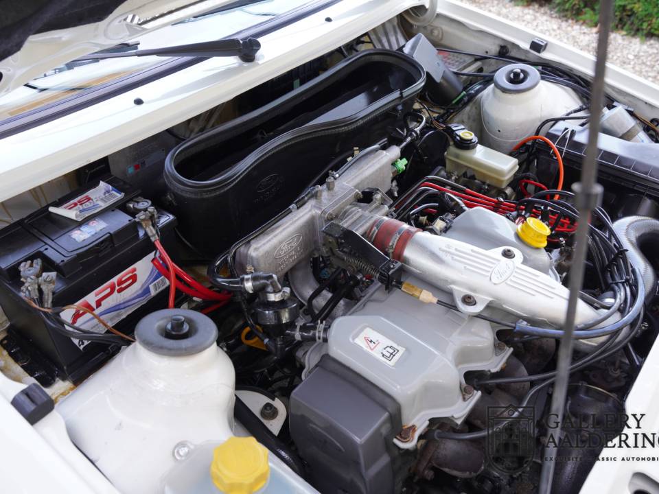 Image 22/50 de Ford Escort turbo RS (1989)