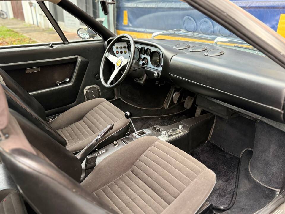 Afbeelding 5/15 van Ferrari Dino 308 GT4 (1975)
