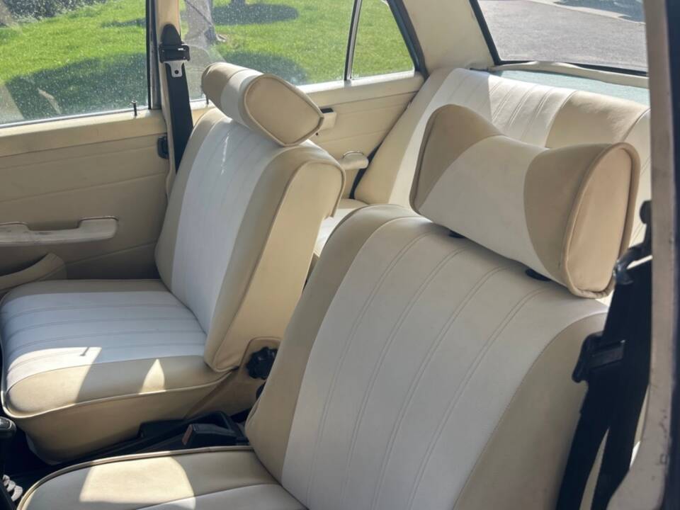 Bild 5/5 von Mercedes-Benz 220 D (1972)