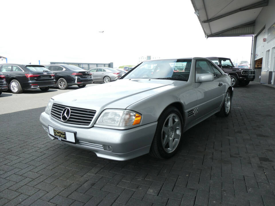 Image 3/21 de Mercedes-Benz SL 320 &quot;Mille Miglia&quot; (1995)