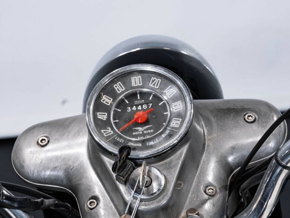Afbeelding 15/30 van Moto Guzzi DUMMY (1967)