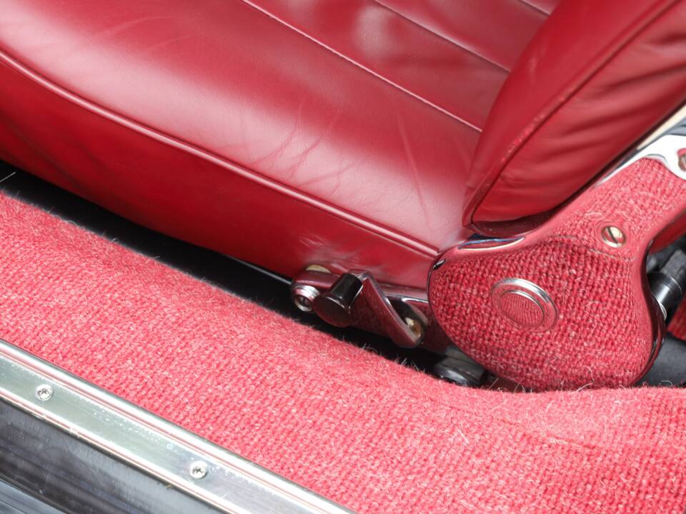 Bild 38/50 von Porsche 356 C 1600 (1965)