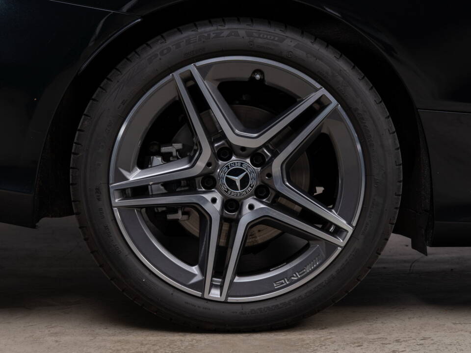 Bild 35/41 von Mercedes-Benz C 300 (2023)