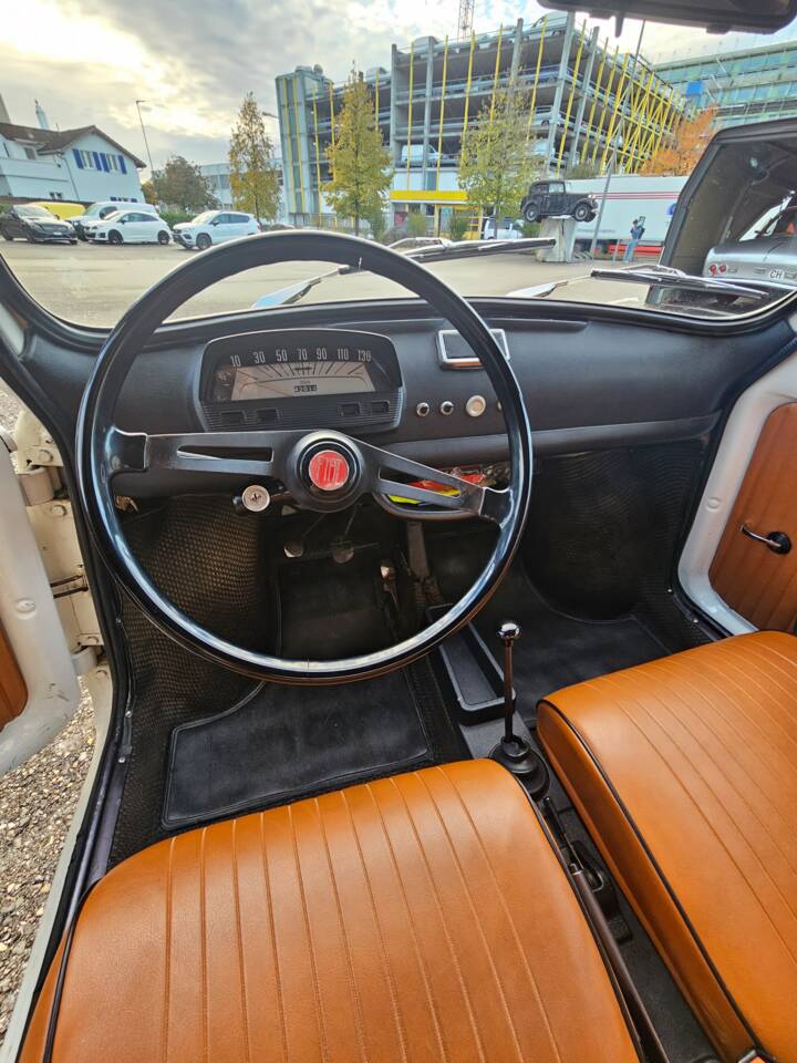 Image 20/20 de FIAT 500 F (1972)