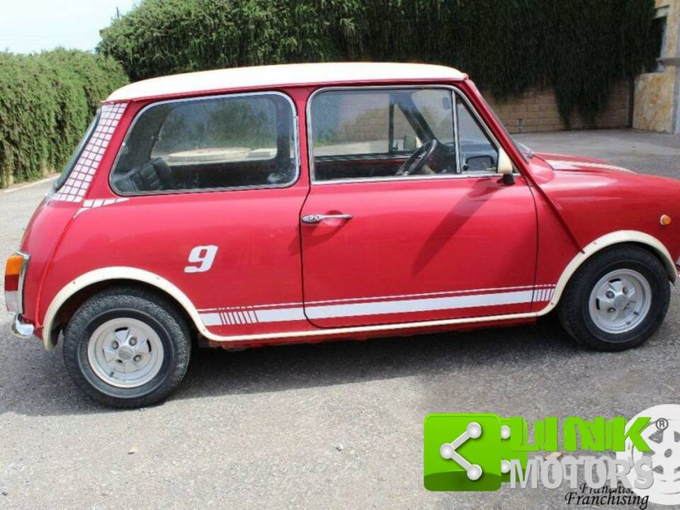 Bild 6/10 von Innocenti Mini Minor 850 (1971)