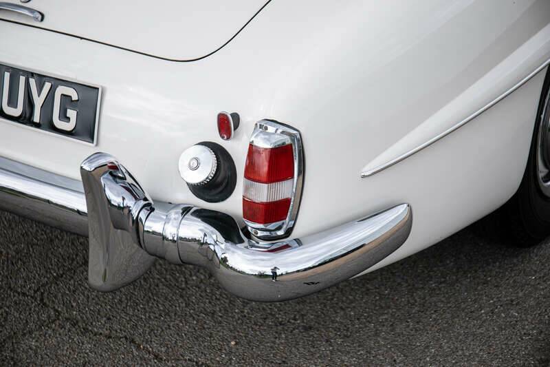 Image 44/49 of Mercedes-Benz 190 SL (1960)
