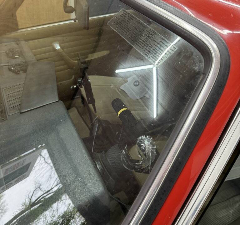 Bild 8/8 von BMW 320/6 (1978)