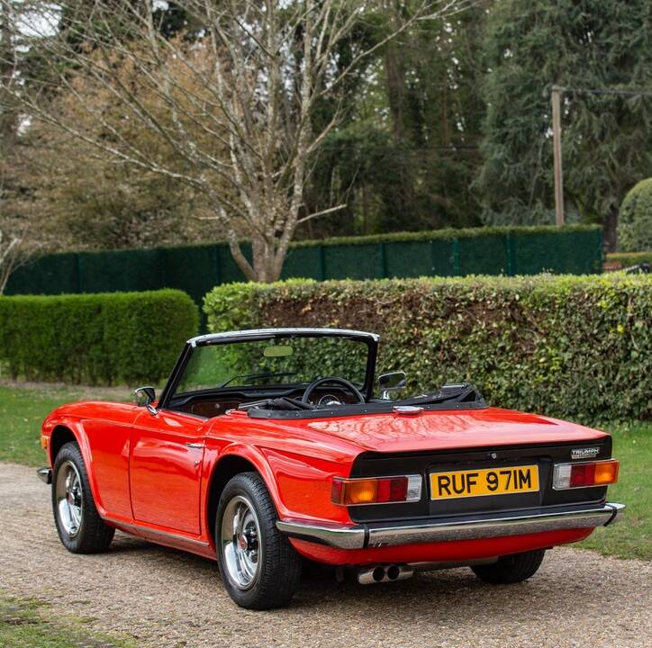 Afbeelding 24/50 van Triumph TR 6 (1974)