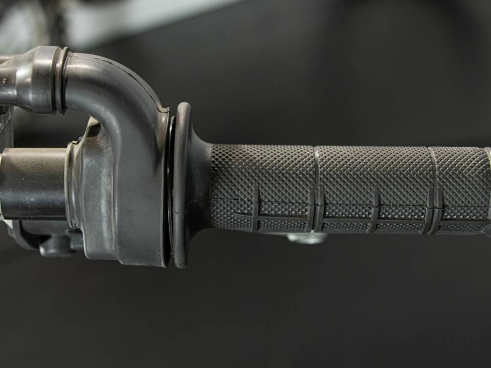 Image 45/50 de Yamaha DUMMY (2007)