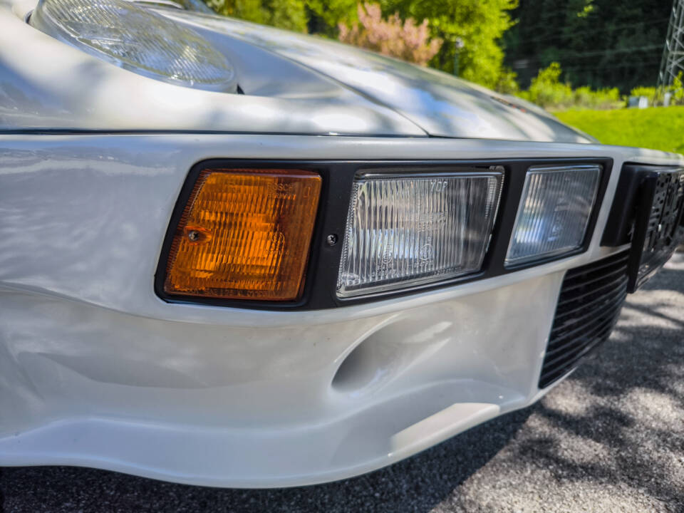 Image 29/36 of Porsche 911 Carrera 3.2 (1985)