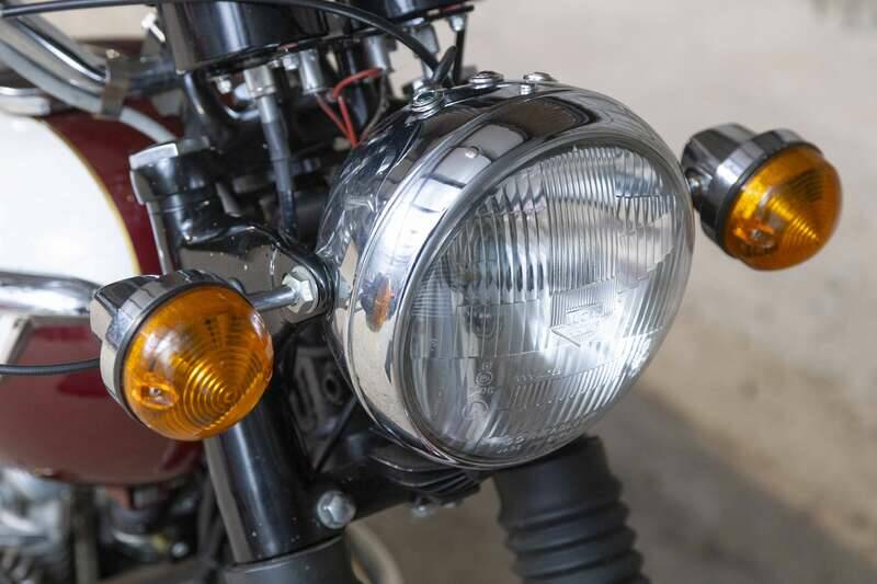 Image 15/38 of Triumph T 100 R Daytona (1971)