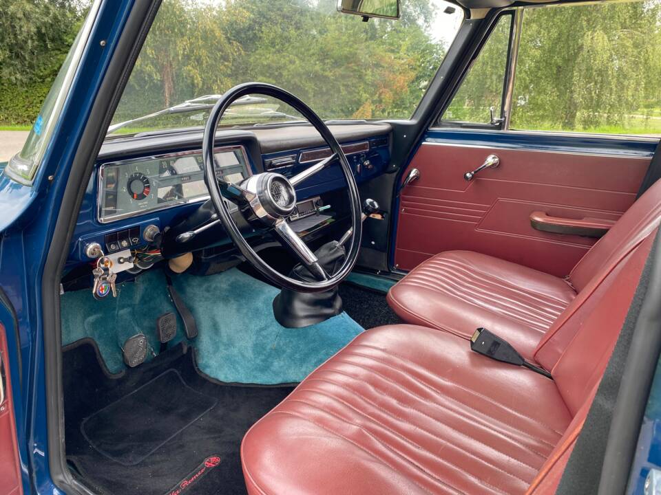 Image 10/75 of Alfa Romeo Giulia 1300 TI (1966)