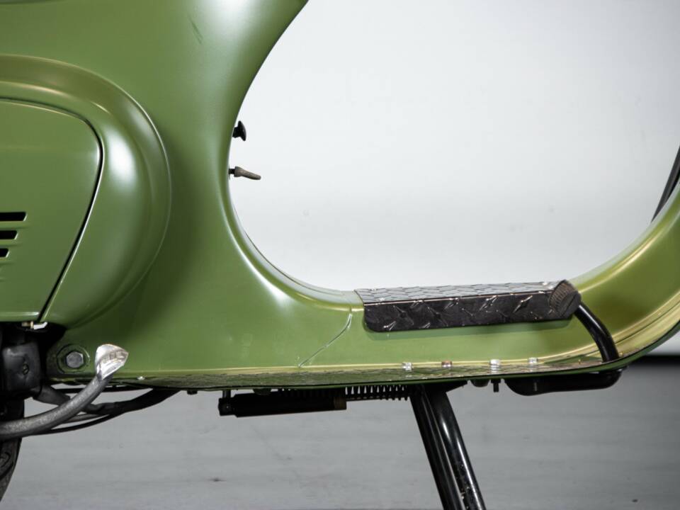 Image 24/40 of Piaggio DUMMY (1975)